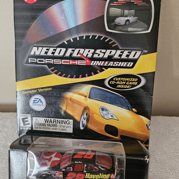 Texaco Need for Speed #28 Ricky Rudd 1:64 scale die cast car.CD-rom not included - Picture 2 of 3